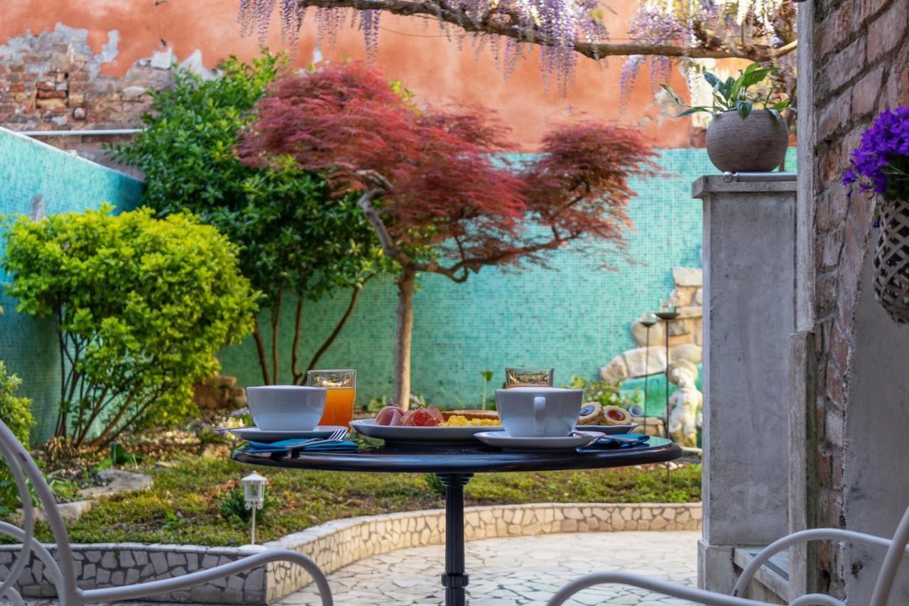 Hotel Casa Boccassini เวนิส ภายนอก รูปภาพ