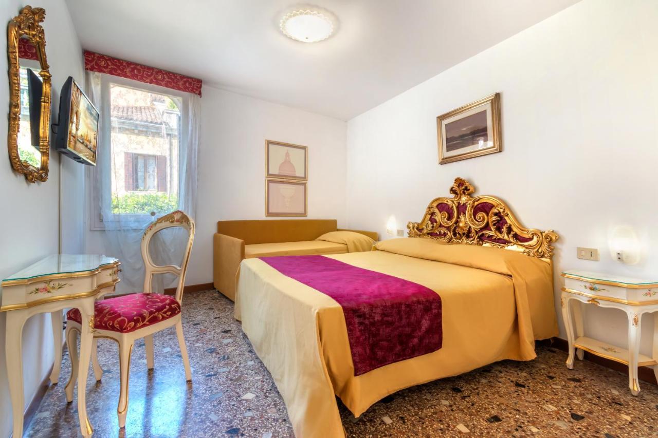 Hotel Casa Boccassini เวนิส ภายนอก รูปภาพ