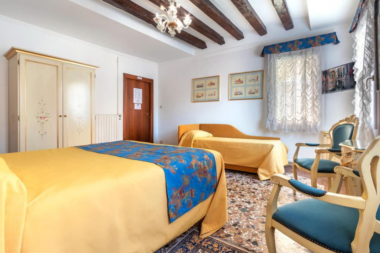 Hotel Casa Boccassini เวนิส ภายนอก รูปภาพ